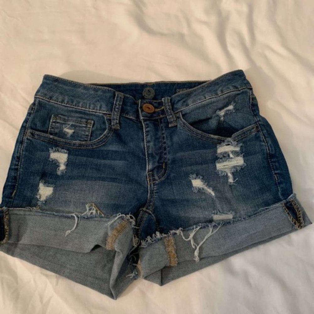 Juniors Distressed Denim Shorts Size 1